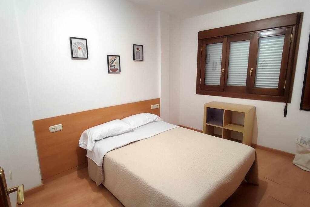 Luxe Haven In Granada Apartment ภายนอก รูปภาพ