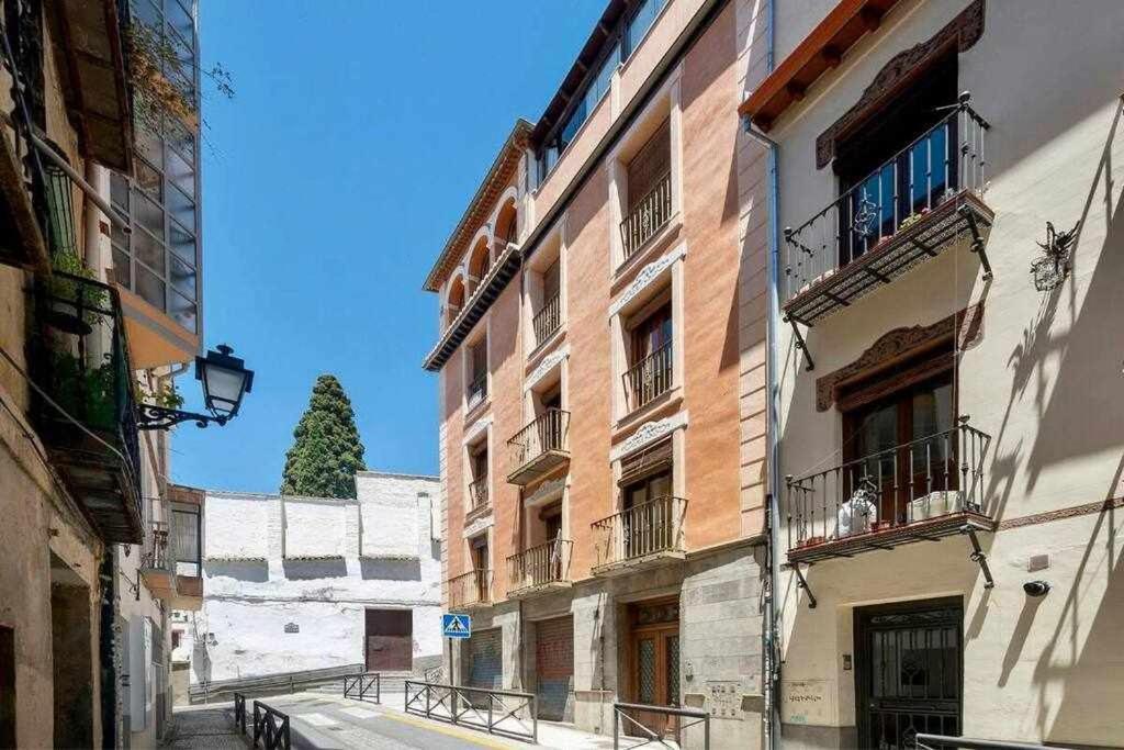 Luxe Haven In Granada Apartment ภายนอก รูปภาพ